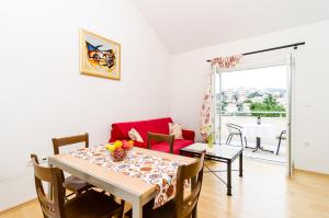 Fotografia z galérie ubytovania Cozy duplex apartment A1, close to the Sunset Beach near Dubrovnik v Dubrovníku