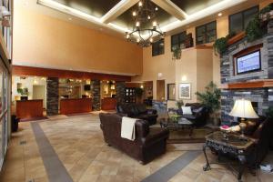 Gallery image of Pomeroy Inn and Suites Chetwynd in Chetwynd