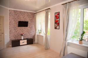A television and/or entertainment centre at Center of Odessa. Comfortable 2 rooms apartment