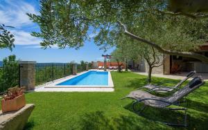 Πισίνα στο ή κοντά στο Holiday Home Zamask