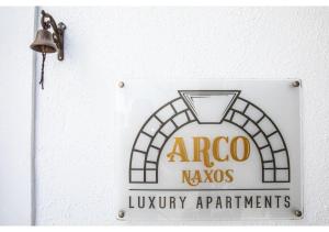 ナクソス・コラにあるArco Naxos Luxury Apartmentsのギャラリーの写真