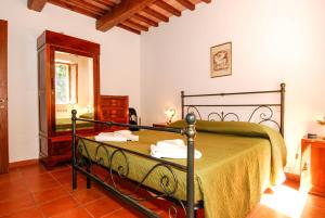 Imagen de la galería de Monte Malbe Charming Villa with Garden and Parking, en Perugia