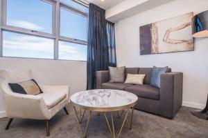Foto Sydneys asuva majutusasutuse Train Station Access! 1Bed1Bath APT at Chatswood galeriist