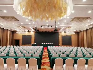Konferenční prostory v ubytování Ramada Encore by Wyndham Chenzhou North