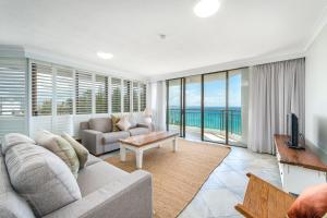 Gallery image of Bayview Apartments Rainbow Bay in Gold Coast