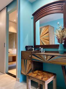 Giường trong phòng chung tại Master's Gold Coast Apartments