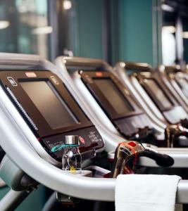 Fitness centrum a/nebo fitness zařízení v ubytování Hotel Bristol