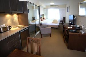 Cuina o zona de cuina de Quest Shepparton