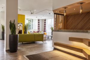 Posezení v ubytování Holiday Inn Düsseldorf-Neuss by IHG