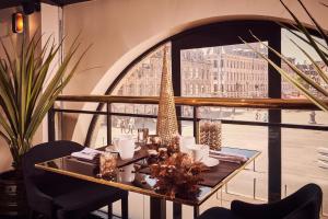 Gallery image of Hotel Carlton in Lille