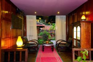 Posezení v ubytování Angkor Village Hotel - Small Luxury Hotels of the World