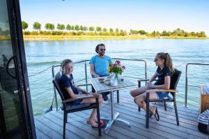 Billede fra billedgalleriet på Otter Easy Houseboats, Comfortklasse M huisboot Hausboot i Ophoven