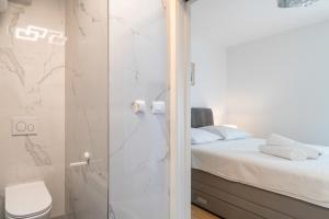 Kúpeľňa v ubytovaní Golden Luxury Apartment