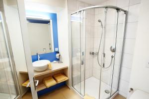 Koupelna v ubytování Hotel Kreuz