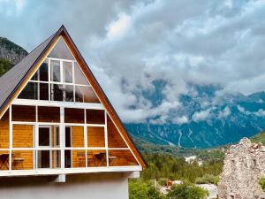 Nespecifikovaný výhled na hory nebo výhled na hory při pohledu z bed and breakfast