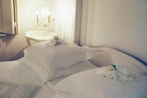 Ein Bett oder Betten in einem Zimmer der Unterkunft Suite " Mon Rêve "