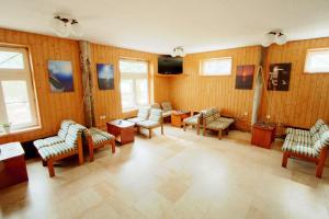 Posezení v ubytování Aquilo Hotel Panoráma