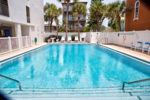 Gallery image of 405 - Chambre in St. Pete Beach