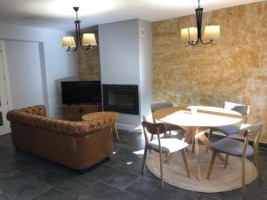 Гостиная зона в Apartamento Luxury Mestas 2