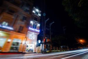 Fotografie z fotogalerie ubytování LUXURY HOSTEL v destinaci Ha Giang