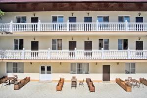 Gallery image of Парк-отель Лето in Sukhum +36 photos