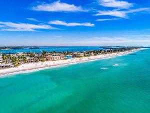 Gallery image of Anna Maria Island Beach Sands 101 in Bradenton Beach