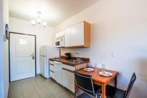 Kuchyňa alebo kuchynka v ubytovaní Vistas 115 - Modern Luxury amenities sleeps 4