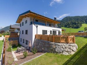 Nespecifikovaný výhled na hory nebo výhled na hory při pohledu z apartmánu