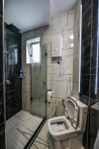 Koupelna v ubytování Bane Apartmani 2