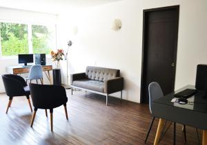 TV o dispositivi per l'intrattenimento presso Hotel Ros Gaud