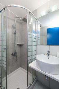 A bathroom at Studios Paradise Még 37 kép