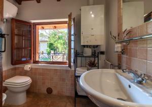Koupelna v ubytování Agriturismo Il Poggio, Casa Rosa