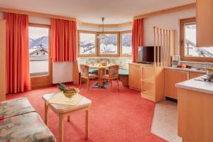 Kuchyň nebo kuchyňský kout v ubytování Hotel Albarella