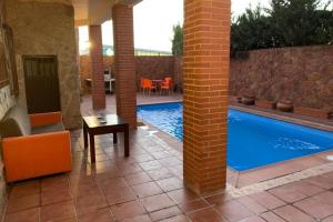 Magnifico Chalet con Piscina en Granada, Las Gabias, Spain ...