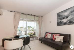 Appartement Vue Marina休息區