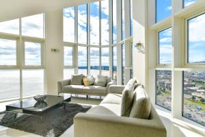 Imagen de la galería de Just Stay Wales - Meridian Quay Penthouses, en Swansea