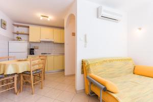 Fotografia z galérie ubytovania Apartmani Manzoni v destinácii Punat