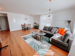 Posezení v ubytování W4-Rooms EIN ZUHAUSE IM WALDVIERTEL