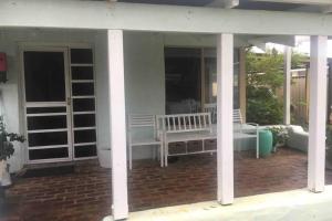 Foto dalla galleria di Dunsborough Beach Cottage a Quindalup Altre 16 foto