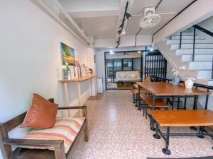 Gallery image of Sleep Owl Hostel in Bangkok