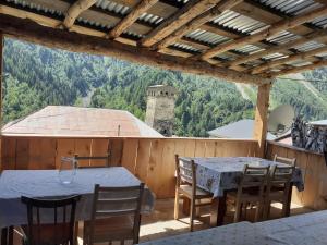 Fotografie z fotogalerie ubytování Stone House marexi v destinaci Adishi