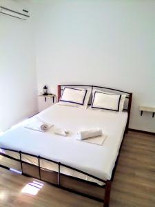 Postel nebo postele na pokoji v ubytování Maja rooms