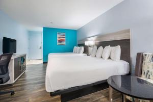 TV o dispositivi per l'intrattenimento presso Rodeway Inn