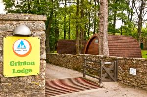 Certifikát, hodnocení, plakát nebo jiný dokument vystavený v ubytování YHA Grinton Lodge