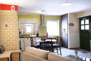 Kuchyň nebo kuchyňský kout v ubytování Casa romana