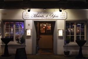 Gallery image of Hotel Restaurant Meints4you im Bürgerhof in Recklinghausen +8 photos