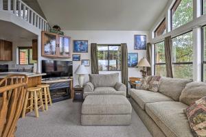 Gallery image of Bright Fairplay Cabin with Deck and All-Seasons Fun! in Fairplay