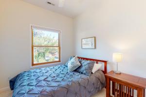 Llit o llits en una habitació de Hood River Hideaway