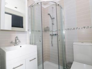 Ένα μπάνιο στο 44 Heritage Park +17 φωτογραφίες