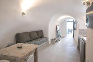 Gallery image of Theodora Suites in Oia